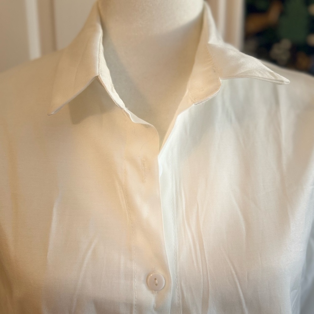 Elegant White Button Down Dress Shirt - Picture 3 of 5